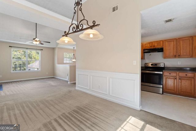 7410 Petunia Drive, Riverdale, GA 30296