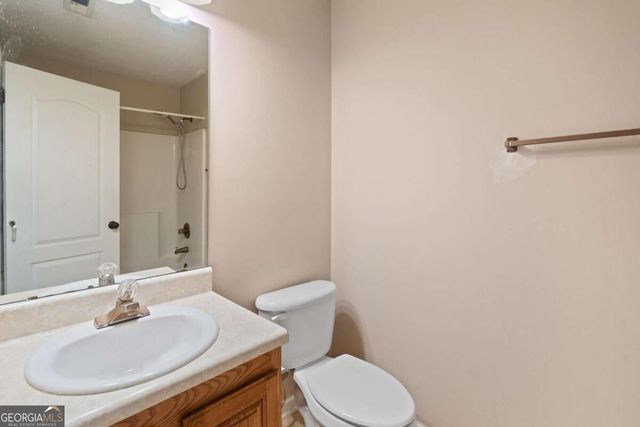 7410 Petunia Drive, Riverdale, GA 30296