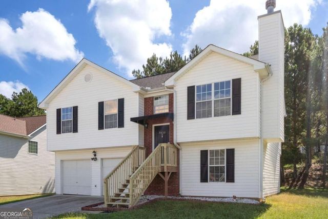 7410 Petunia Drive, Riverdale, GA 30296