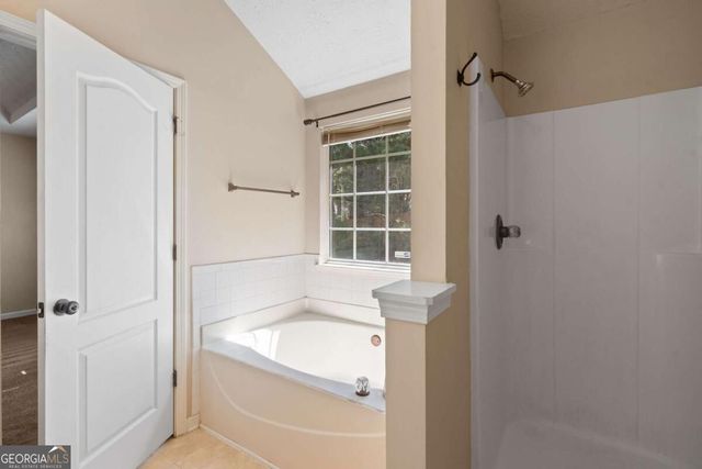 7410 Petunia Drive, Riverdale, GA 30296