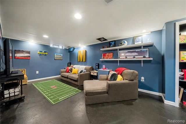 43355 Ryer Court, Sterling Heights, MI 48313