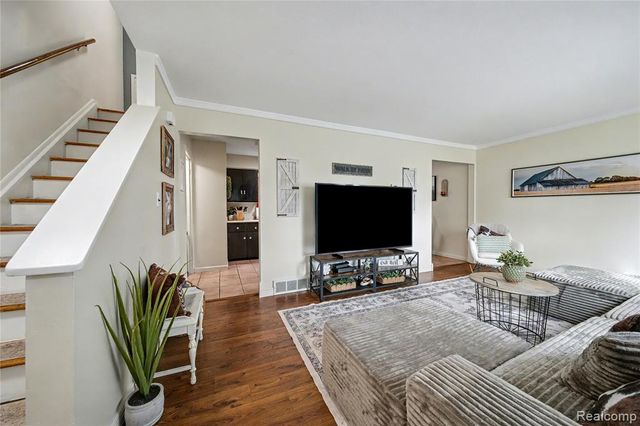 43355 Ryer Court, Sterling Heights, MI 48313