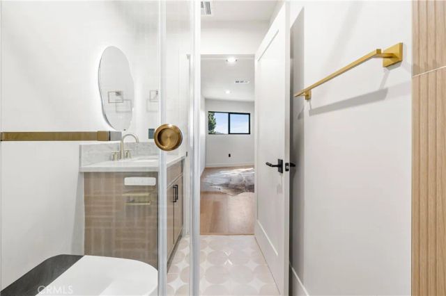 3713 Roberta, Los Angeles, CA 90031