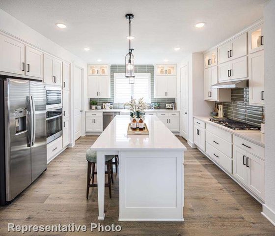 813 Stone Grove Road, Lavon, TX 75166