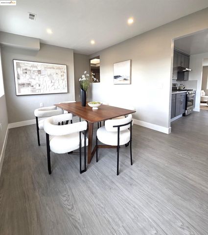 14851 Boulevard Ct, Castro Valley, CA 94578