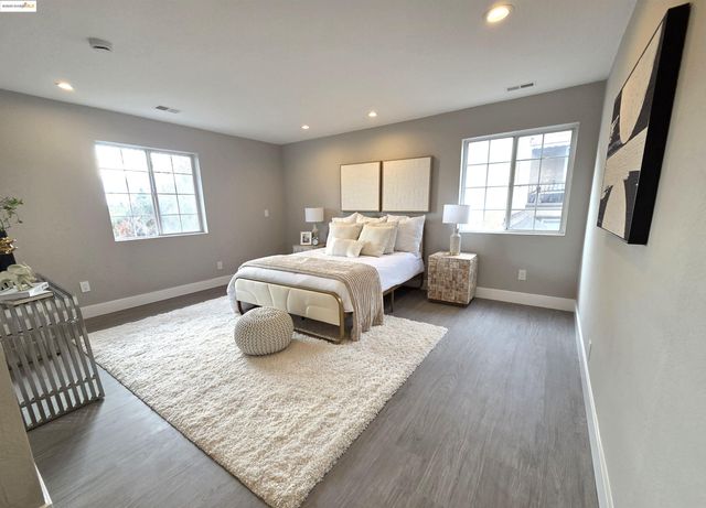 14851 Boulevard Ct, Castro Valley, CA 94578