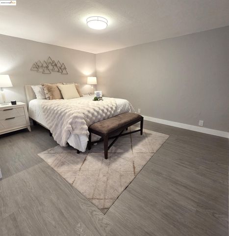 14851 Boulevard Ct, Castro Valley, CA 94578