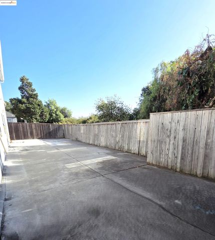 14851 Boulevard Ct, Castro Valley, CA 94578