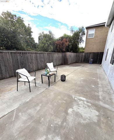 14851 Boulevard Ct, Castro Valley, CA 94578