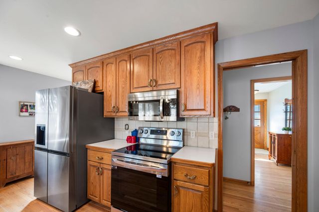 616 2nd Avenue NE, Osseo, MN 55369