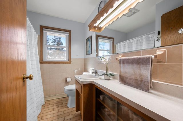 616 2nd Avenue NE, Osseo, MN 55369