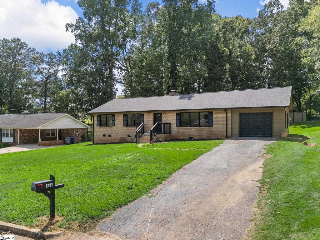 124 Maulden Street, Spartanburg, SC 29302