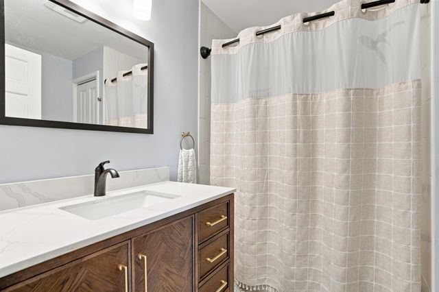 9 Audley Divide, Bow, NH 03304
