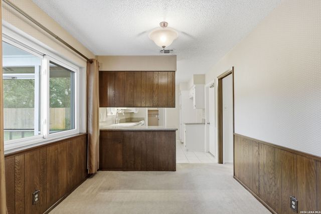 6902 Forest Grove, San Antonio, TX 78240