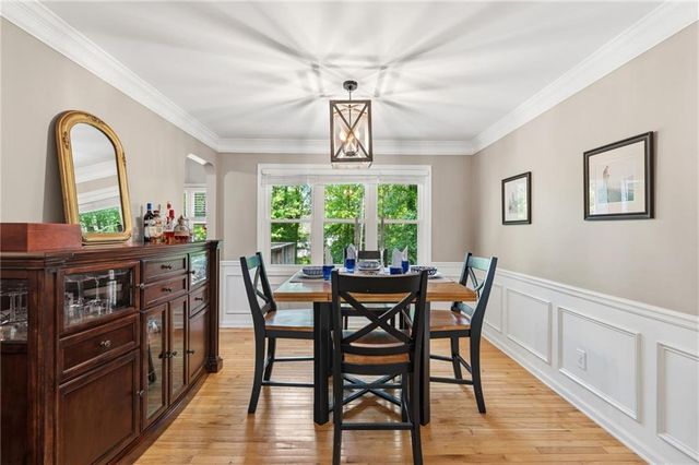 304 Rose Creek Way, Woodstock, GA 30189