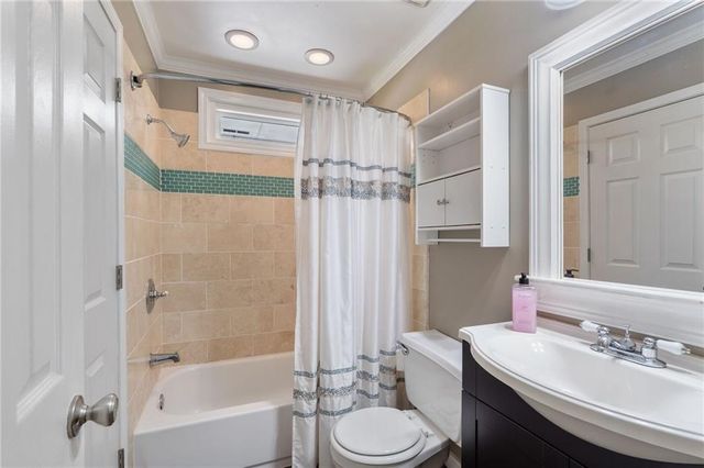 304 Rose Creek Way, Woodstock, GA 30189