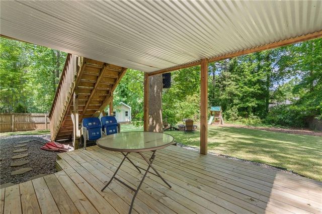 304 Rose Creek Way, Woodstock, GA 30189