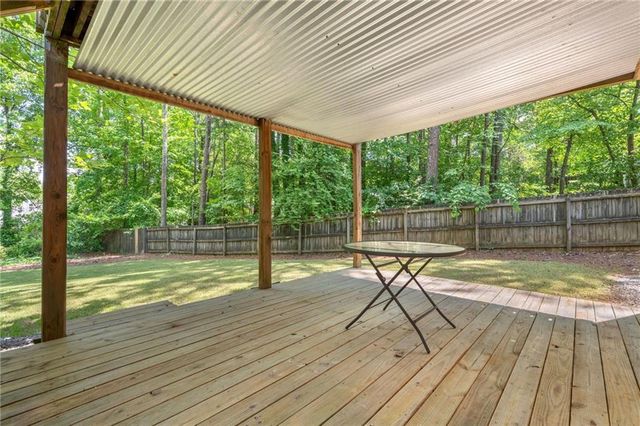 304 Rose Creek Way, Woodstock, GA 30189