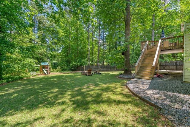 304 Rose Creek Way, Woodstock, GA 30189