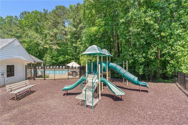 304 Rose Creek Way, Woodstock, GA 30189