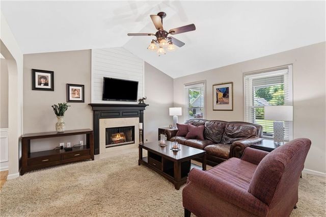 304 Rose Creek Way, Woodstock, GA 30189