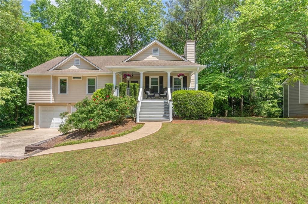 304 Rose Creek Way, Woodstock, GA 30189