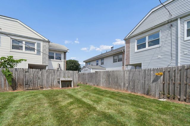 219 Buckeye Circle, Columbus, OH 43217