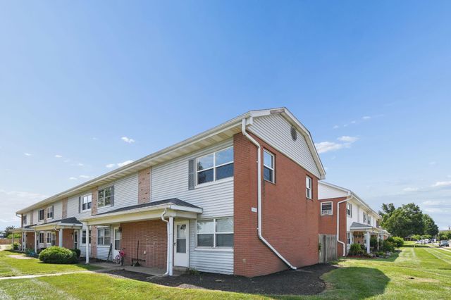 219 Buckeye Circle, Columbus, OH 43217