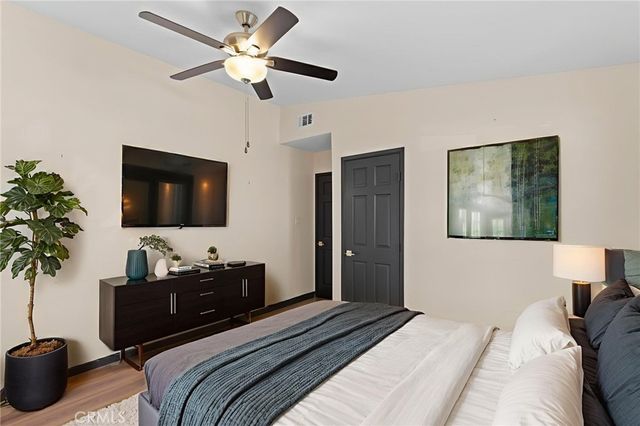 6417 Graves, Van Nuys, CA 91406