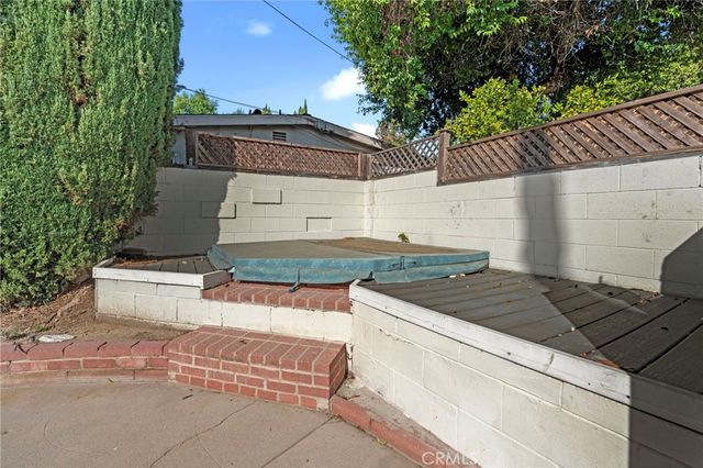 6417 Graves, Van Nuys, CA 91406