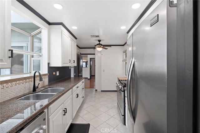 6417 Graves, Van Nuys, CA 91406