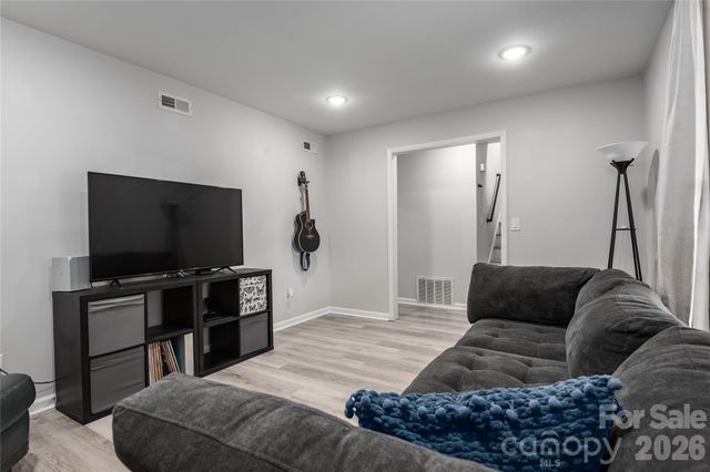 407 Westham Ridge Road, Charlotte, NC 28217