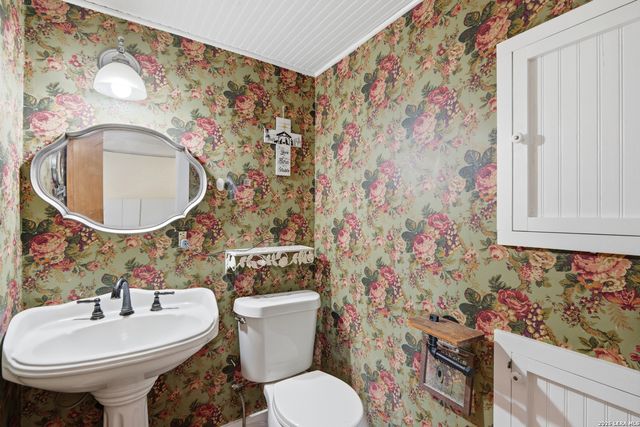 1251 Canyon Ranch Drive, Canyon Lake, TX 78133