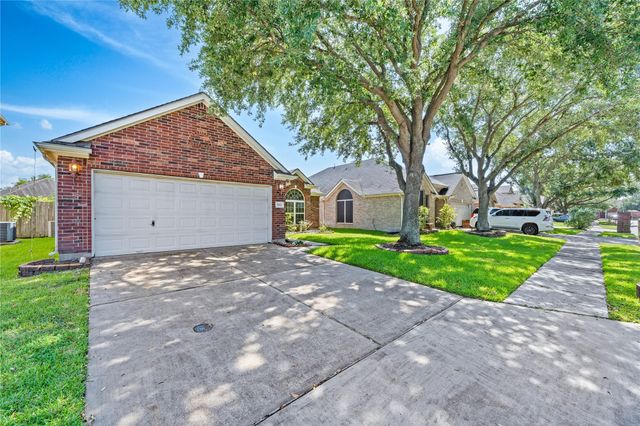 11843 Leaf Oak Drive, Houston, TX 77065