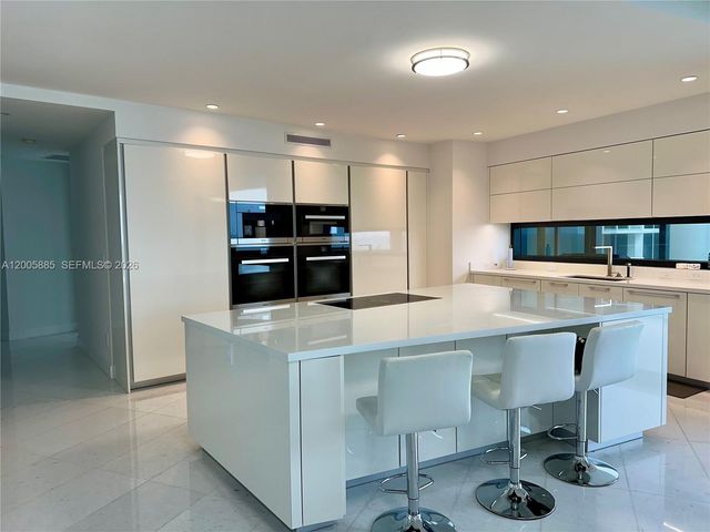18555 Collins Ave 1705, Sunny Isles Beach, FL 33160