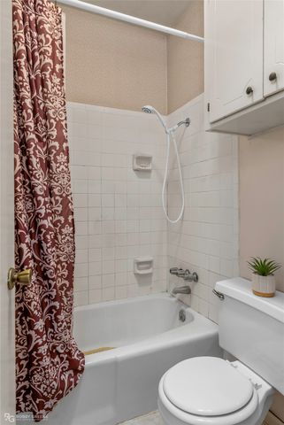 6718 N Park Court, Shreveport, LA 71107