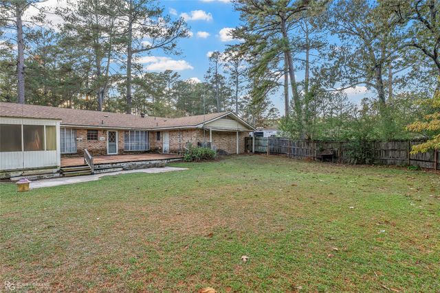 6718 N Park Court, Shreveport, LA 71107