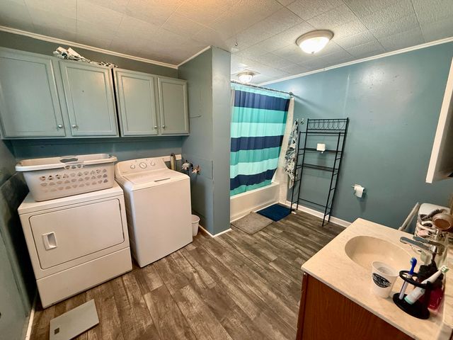 421 7th ST, Vinton, VA 24179