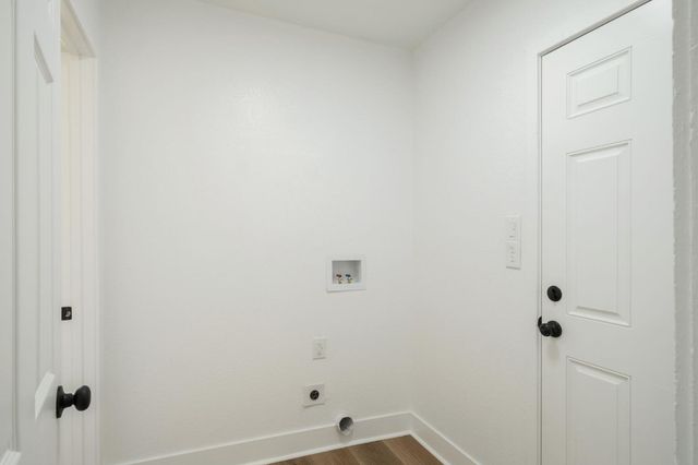 4237 E Washington Avenue, Fresno, CA 93702