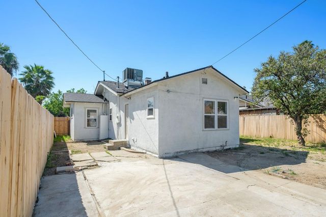 4237 E Washington Avenue, Fresno, CA 93702