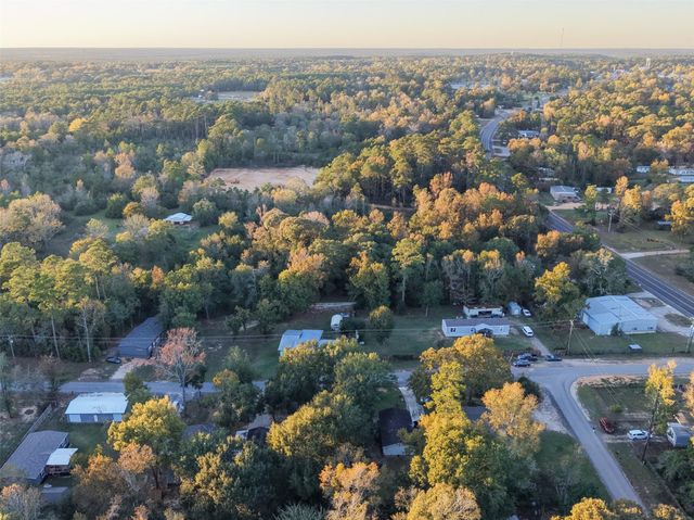 15 Hill Lane, Coldspring, TX 77331