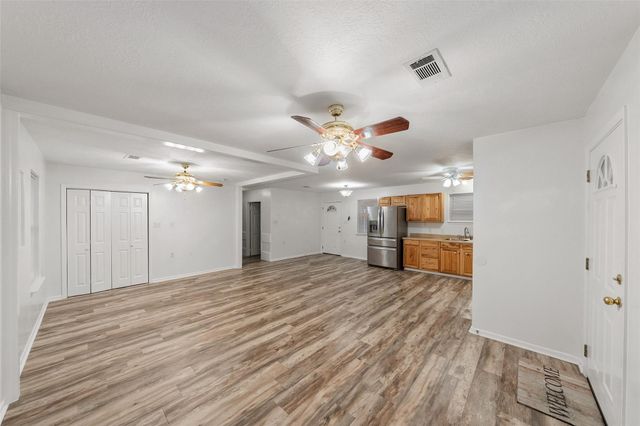 15 Hill Lane, Coldspring, TX 77331