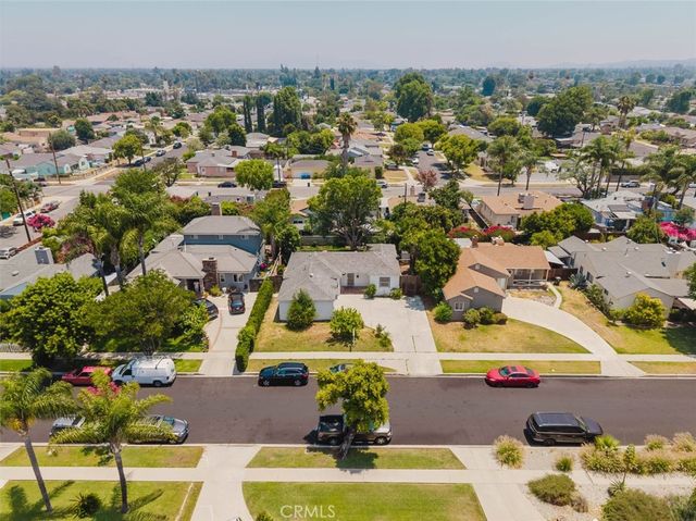 6712 Belmar Avenue, Reseda, CA 91335