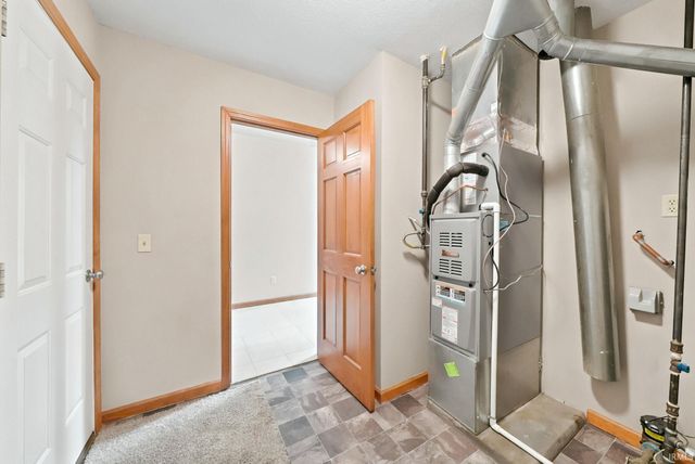 218 El Dorado Trail, Fort Wayne, IN 46825