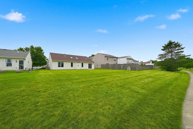 218 El Dorado Trail, Fort Wayne, IN 46825