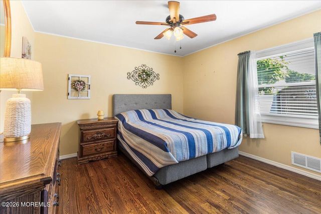 360 Park Avenue, Old Bridge, NJ 08857