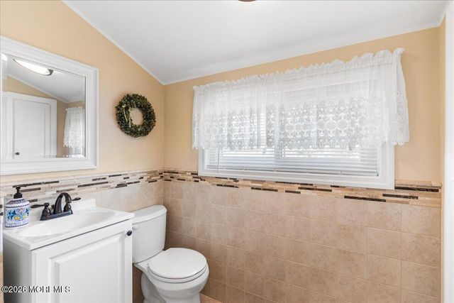 360 Park Avenue, Old Bridge, NJ 08857