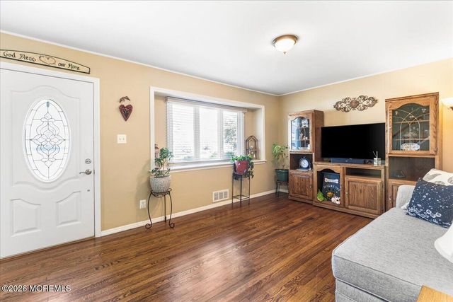 360 Park Avenue, Old Bridge, NJ 08857