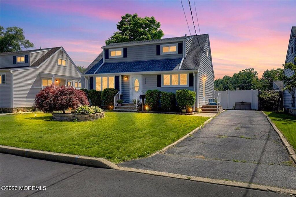 360 Park Avenue, Old Bridge, NJ 08857