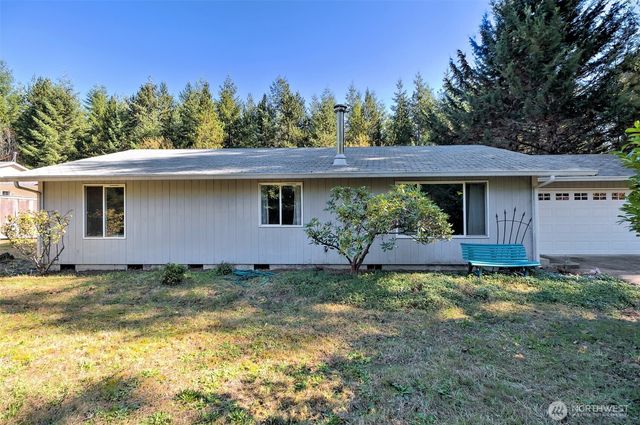150 E Peaceful Place, Grapeview, WA 98546